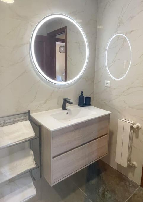 El Apartamento De Adriana En Torrelavega. Εξωτερικό φωτογραφία